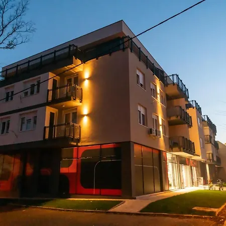 Family Apartment *