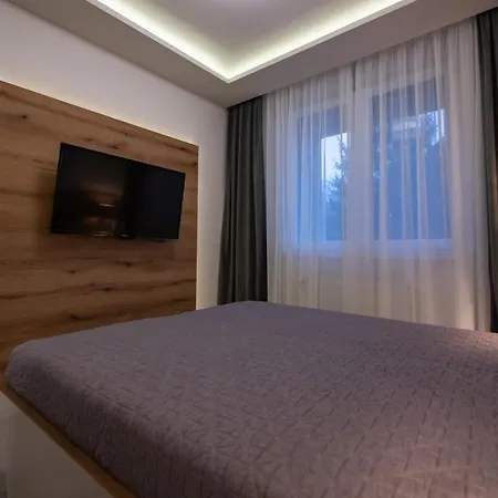 Family Apartment *