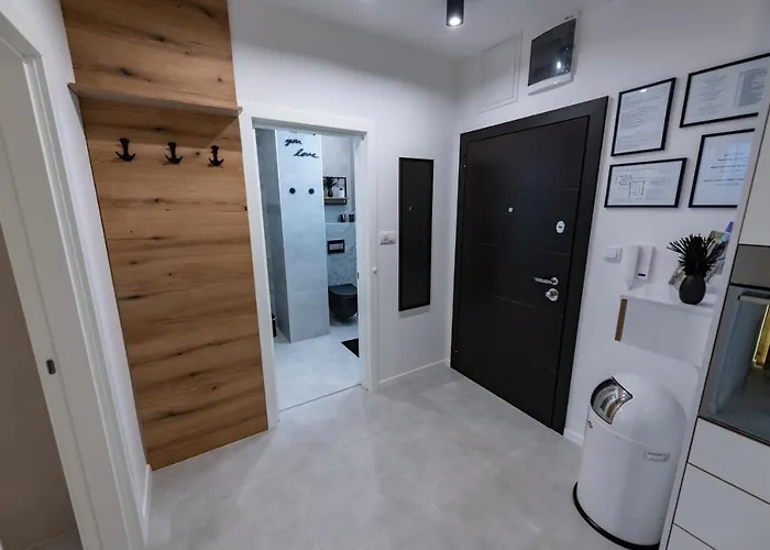 Family * سوبوتيتْسا