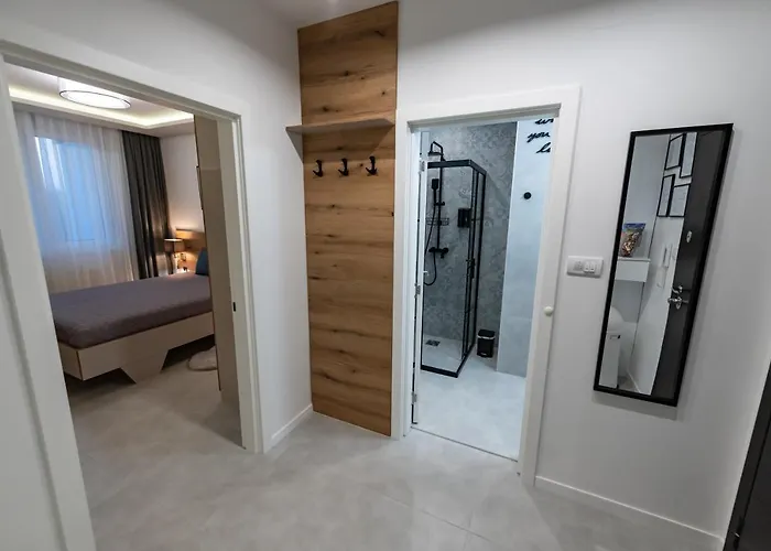 Family شقة سوبوتيتْسا