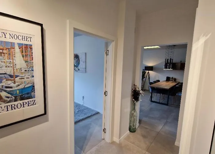 Family * سوبوتيتْسا